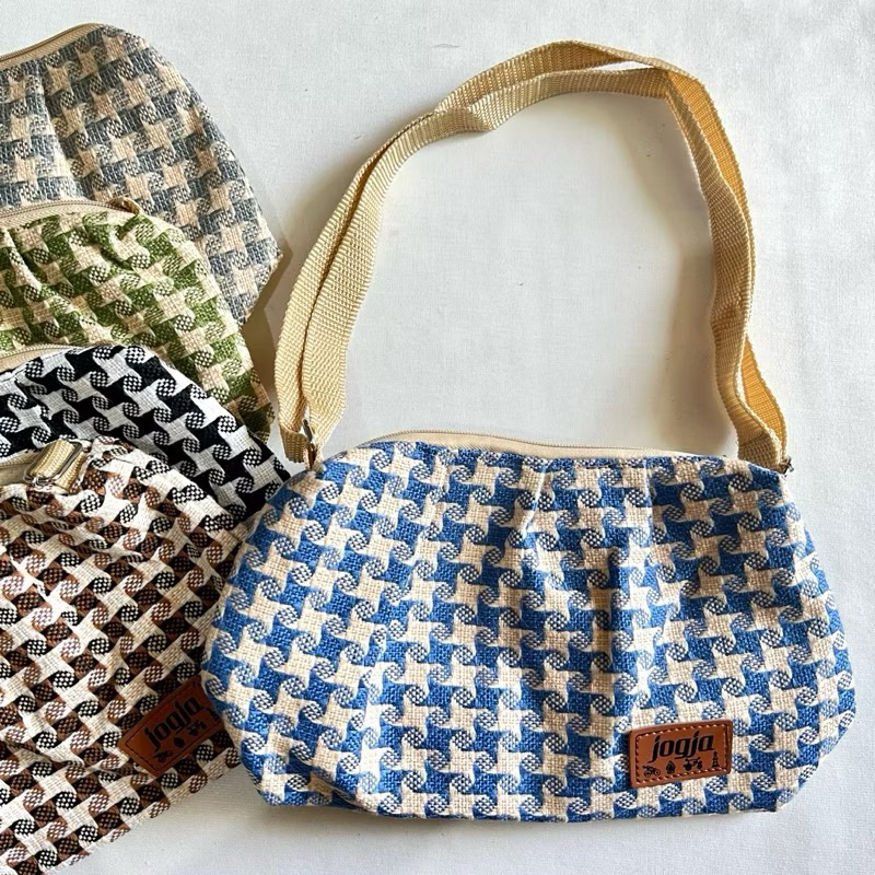 Tas Selempang Wanita Jogja Souvenir Oleh Oleh Khas Yogyakarta Indonesia