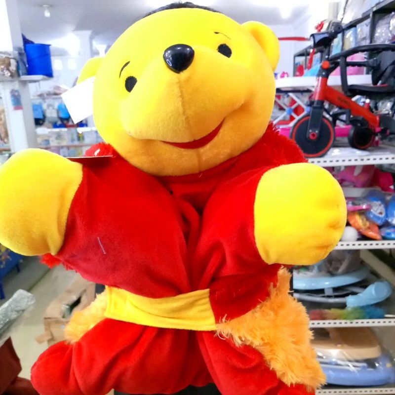 boneka bantal Winnie the pooh