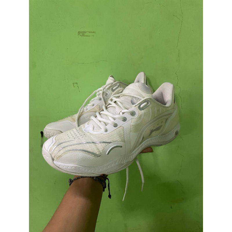 Lining Hunting second