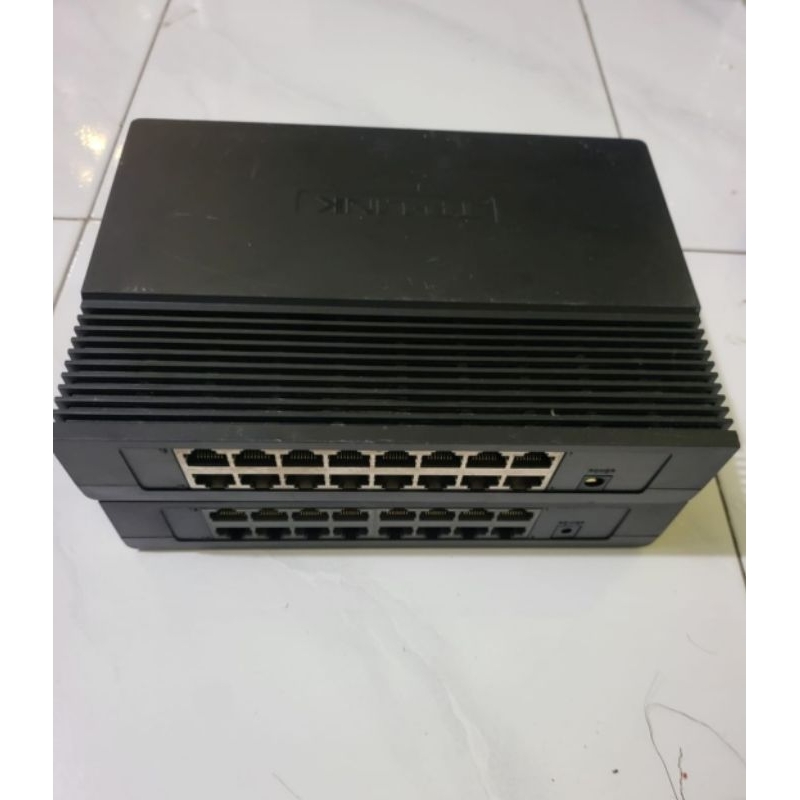 Switch Hub TP-LINK D-LINK 16 Port bekas normal