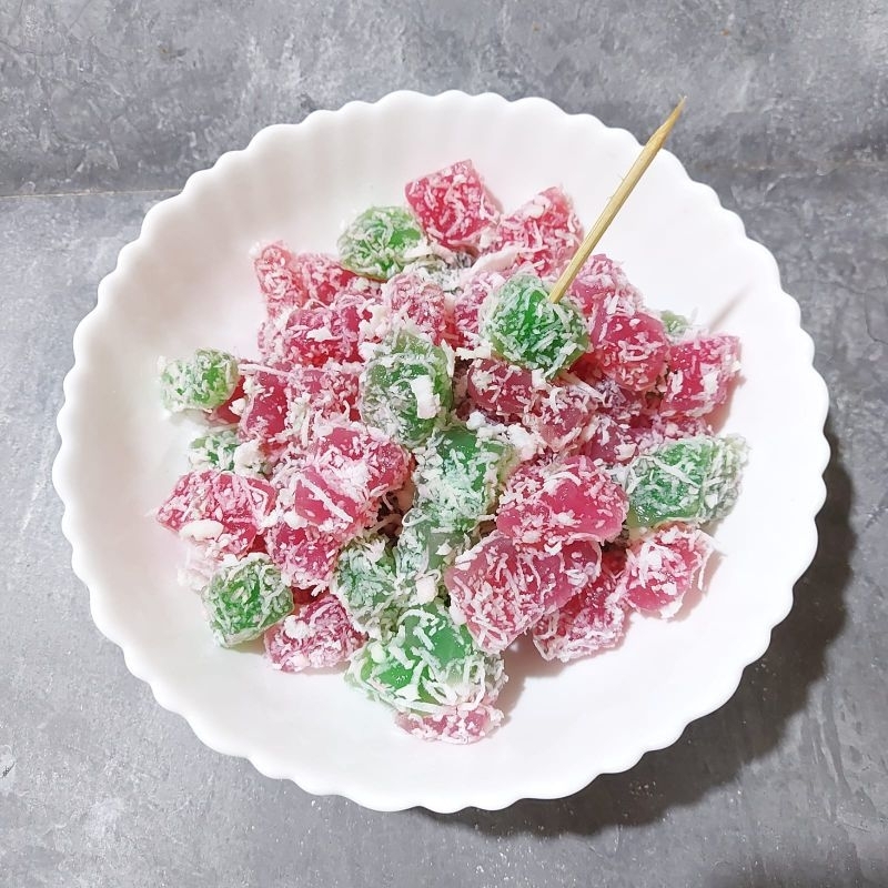 

Cenil 10 pcs Kue traditional 30 free 1