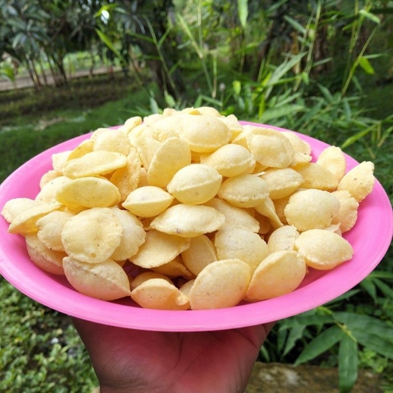 

TERMURAH 1 kg Ketembling / Gemblong / Ketempling singkong produk UMKM kab. Kuningan