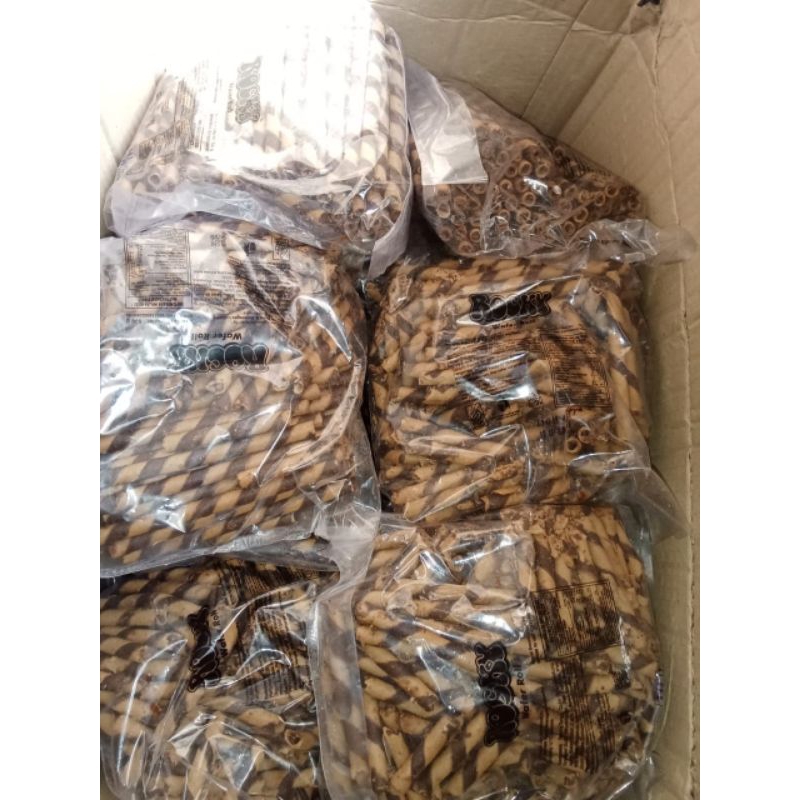 

Astor Wafer Stick Roll 500 gr) coklat, vanila , strawberry