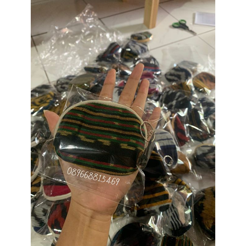 Souvernir murah grosir / Dompet tenun souvernir murah / Gantungan kunci dompet ganci