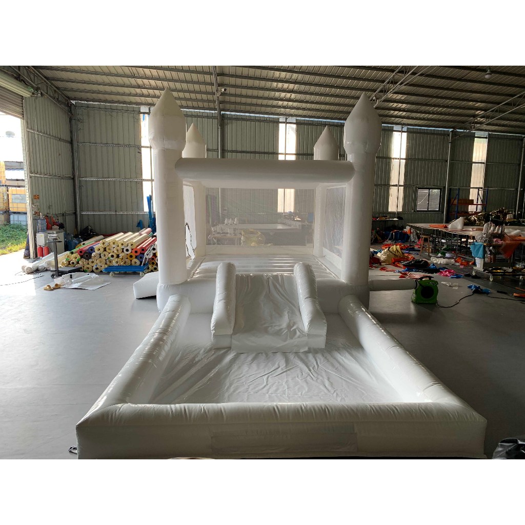 Playground Istana Balon 720cm White Castle Luxe PVC Perosotan Balon