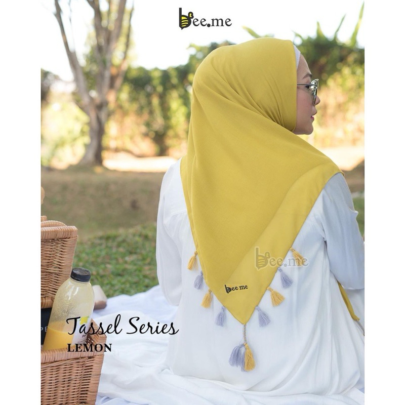 Beeme scarves - Hijab segi empat tassel series original beeme scarves hijab tassel premium