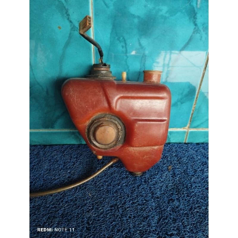 botol klmpul oli samping Yamaha RX spesial RX S RX 100 seccond original