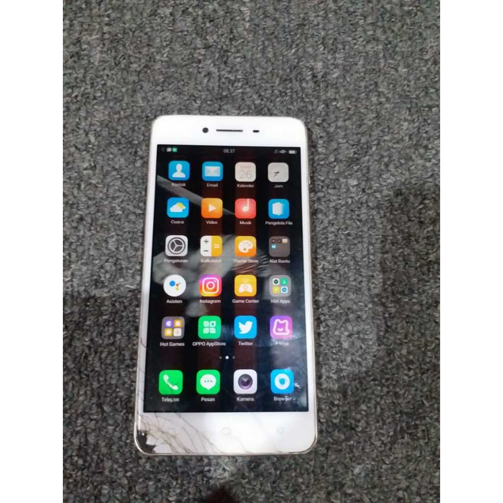 OPPO A 37. RAM 2 INTERNAL 16