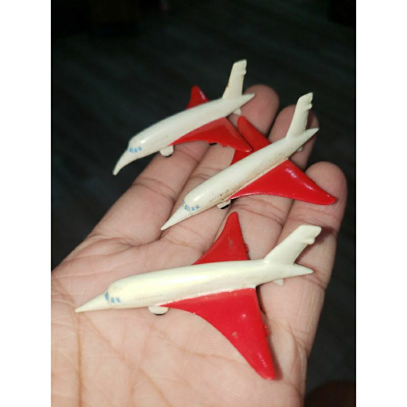JUALAN MAINAN DIORAMA DIO RAMA PESAWAT TERBANG AEROPLANE AIRCRAFT AIR CRAFT ORIGINAL ASLI BRAND BRAN