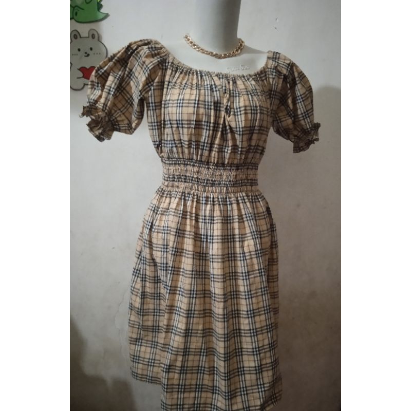 dress kotak kotak coklat susu