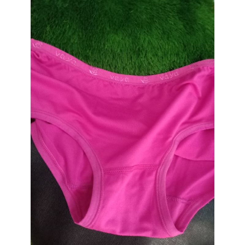 Celana Dalam Aroma Khas Wanita