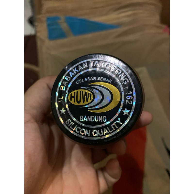 Gelasan Huwi Label Hitam 2000 yard