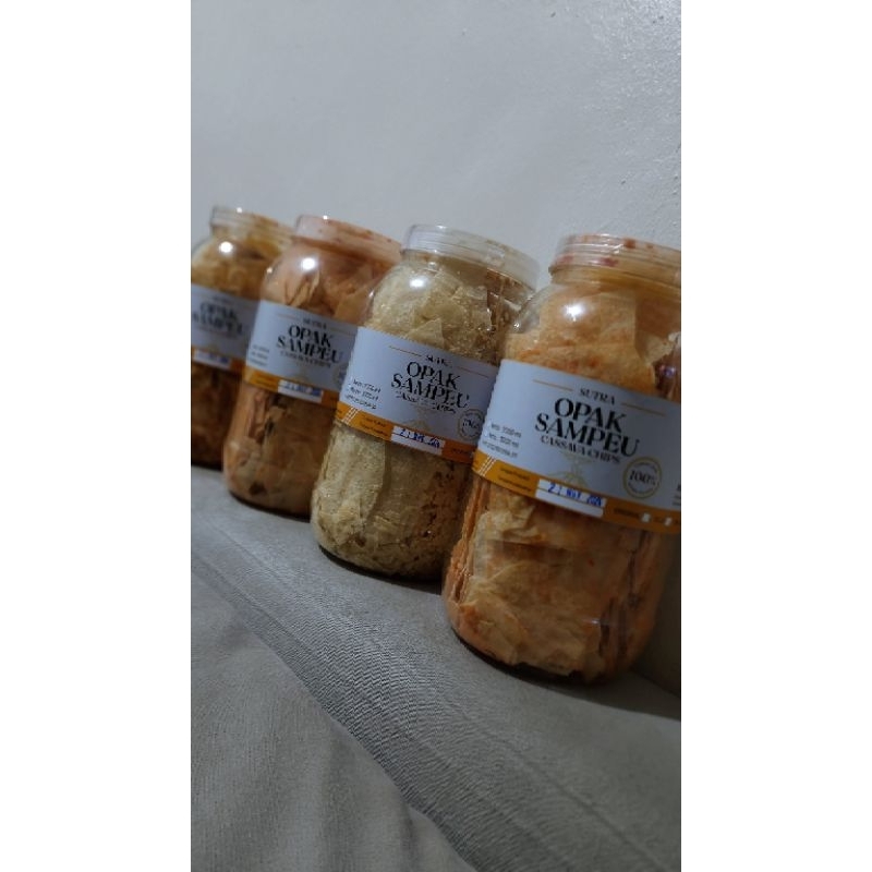 

opak sampeu sutra cassava chips
