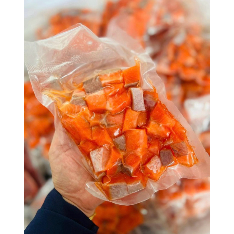 

Ikan Salmo Cube -+ 450 Gram