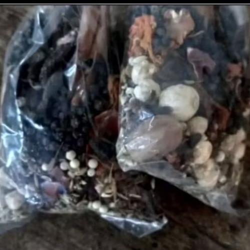 

bumbu Bandrek kering / rempah bandrek kering 1 bungkus