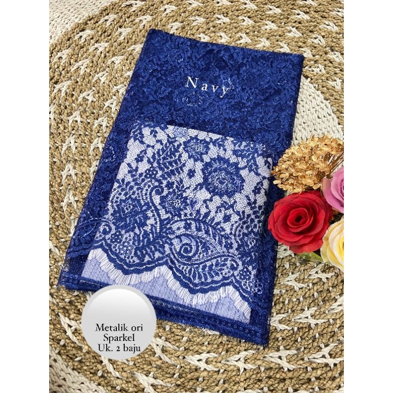 kain kebaya  brokat metalik 2 baju ori