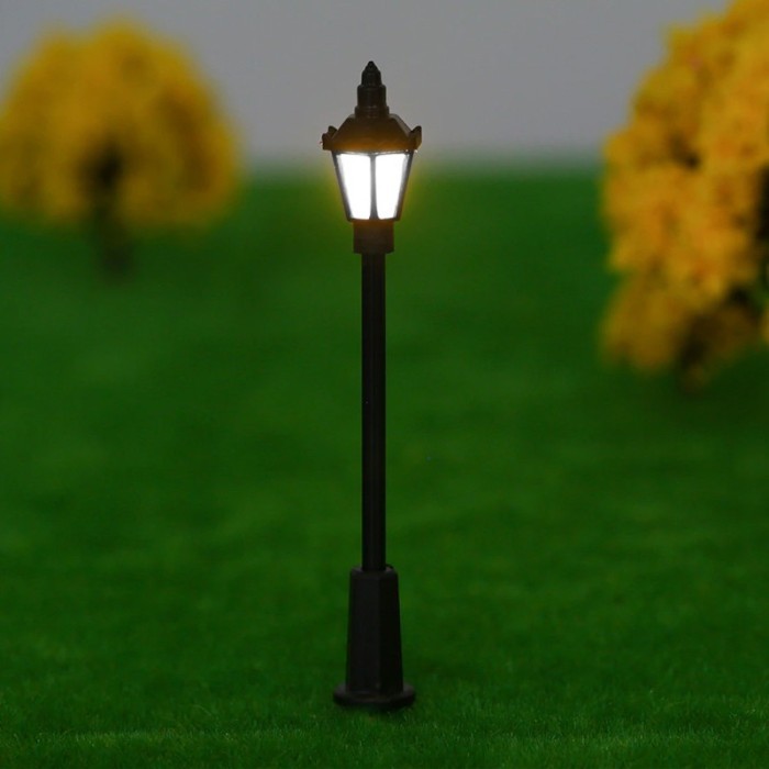 Miniatur Lampu Jalan Taman Maket Dioarama Terrarium
