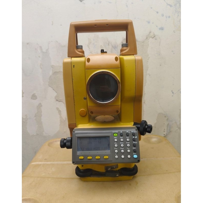 Total station Topcon GTS - 235N bekas lengkap