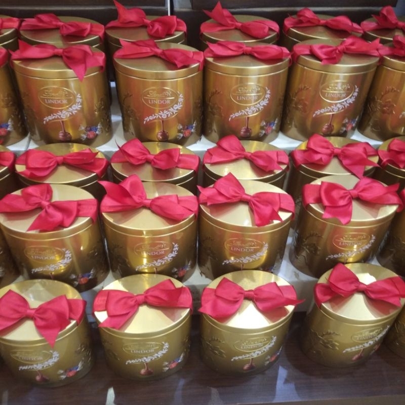 

Coklat Lindor edisi Natal isi 20 pc