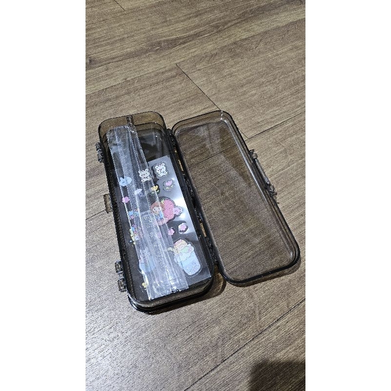

kotak pensil transparan