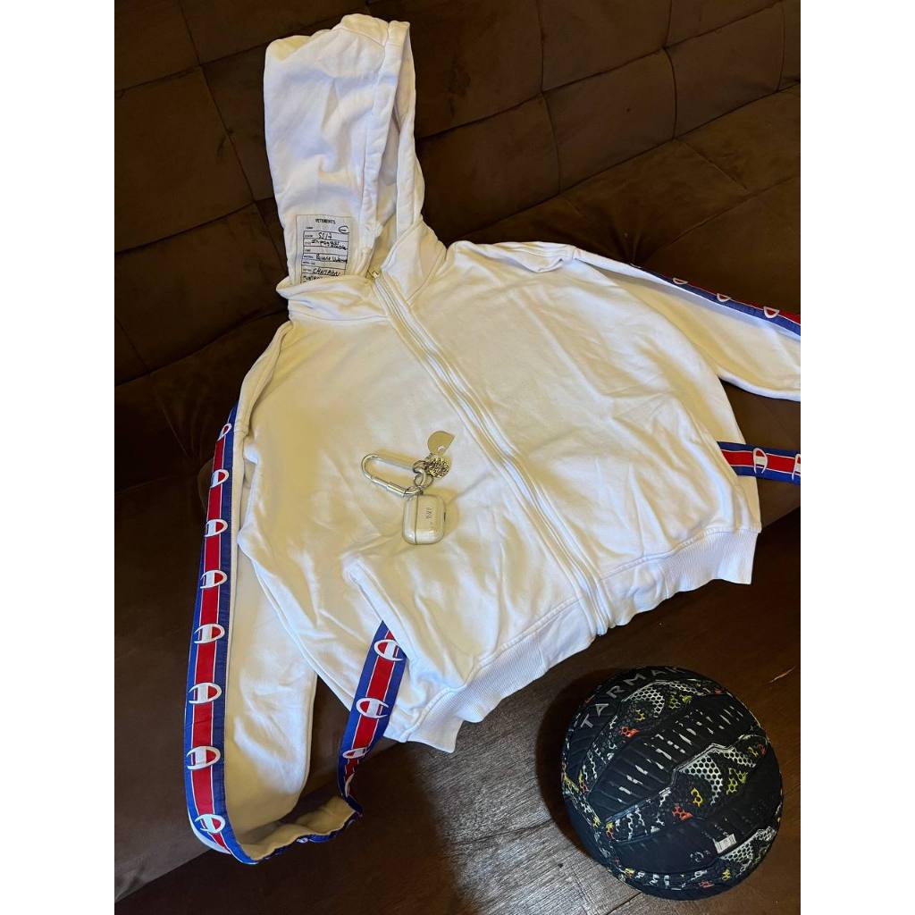 Hoodie Rare Vetements x Champion Reserve weave Second Preloved