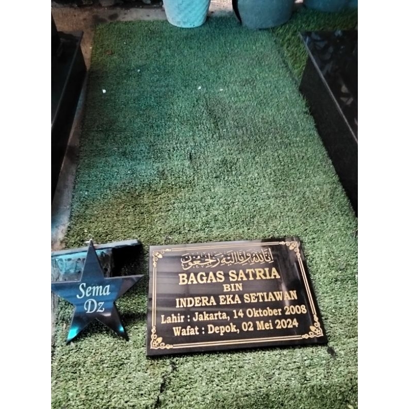 LEMPENGAN NISAN/LEMPENGAN BATU NISAN/LEMPENGAN NAMA/JAHUL 20X30/NISAN MAKAM GRANIT FULL/NISAN MAKAM/