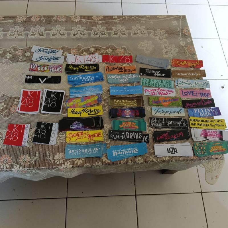 

Stiker decal JKT48 VNYLL SUSU Laminasi Doff anti hujan anti luntur