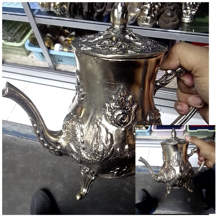 KOLEKSI PAJANGAN ANTIK TEKO KUNINGAN