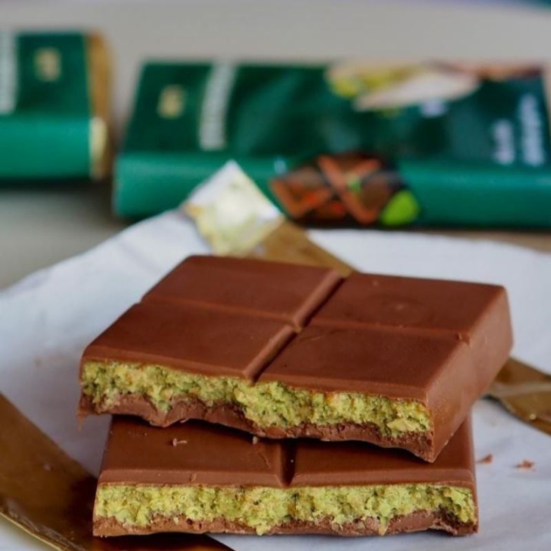 

ONTY COKLAT DUBAI PISTACHIO KUNAFA - Besar