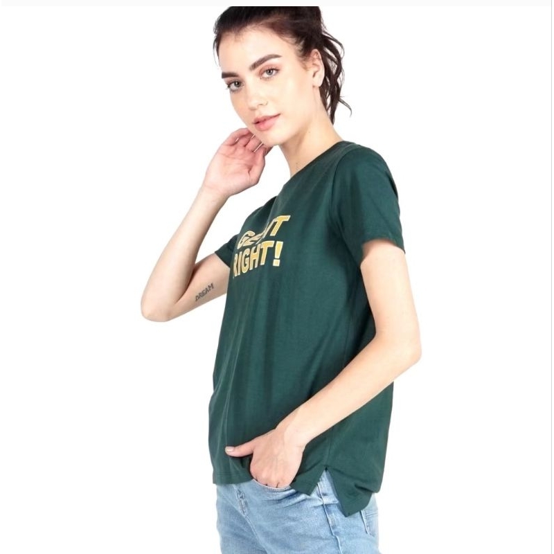 Kaos Wanita Logo Jeans