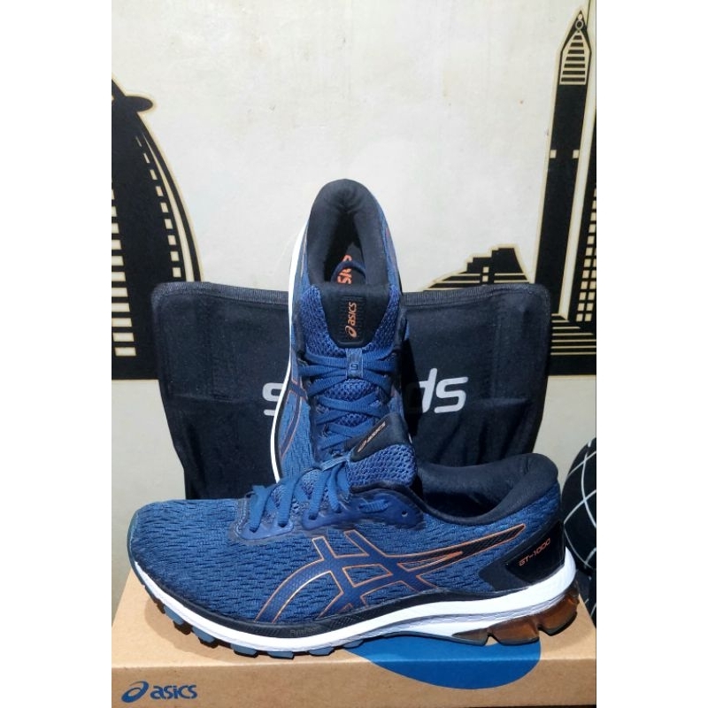 Sepatu Second Asics running GT 1000