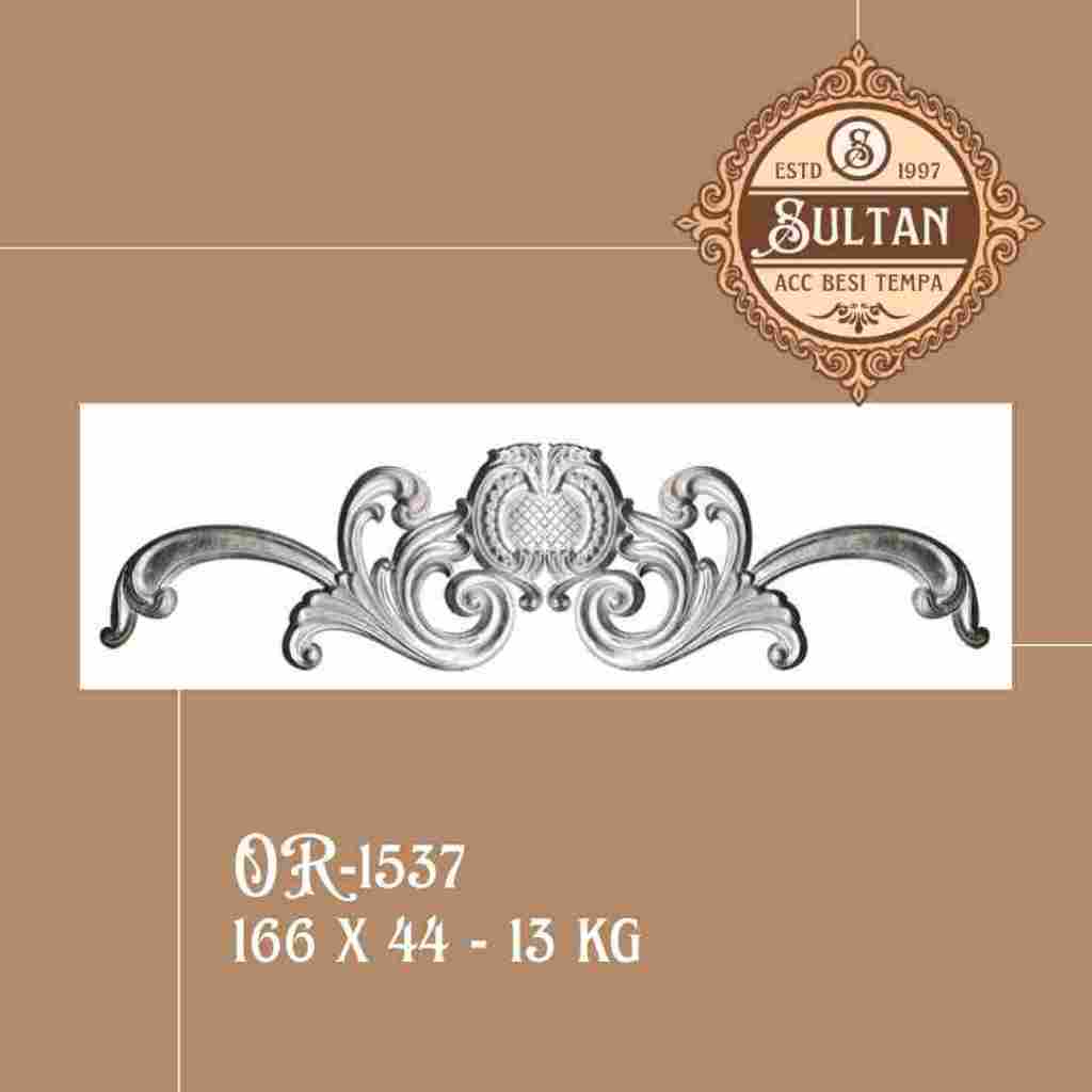 Sultan Besi Tempa / OR-1537 / Ornamen Daun Besi Tempa / Ornamen Pagar Besi Klasik / Aksesoris Besi T