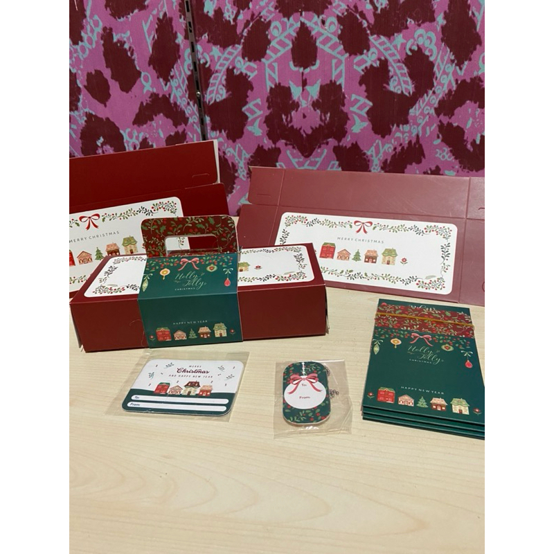 

Box hampers brownies/ cake natal premium