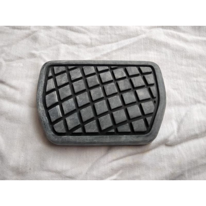 Karet Pedal Rem Avanza Xenia Agya Ayla Calya Karet Pedal Rem original