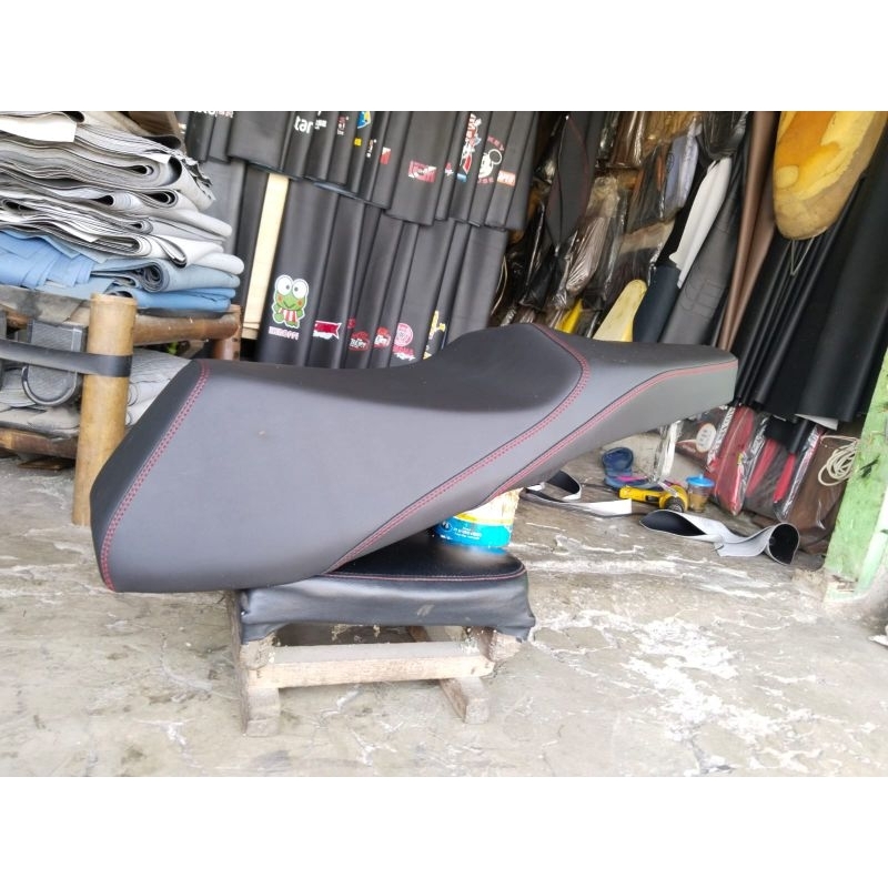 jok motor beat,vario,scoopy busa latex satu set kulit mb tech