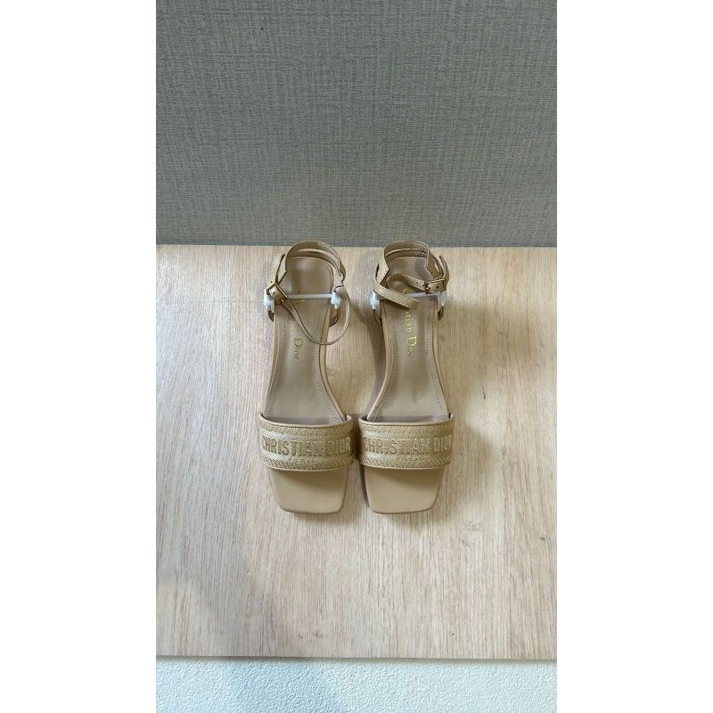 sandal sepatu dior bertumit bordir dior termurah