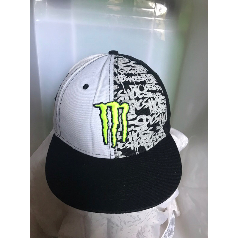 topi DC x Monster energy