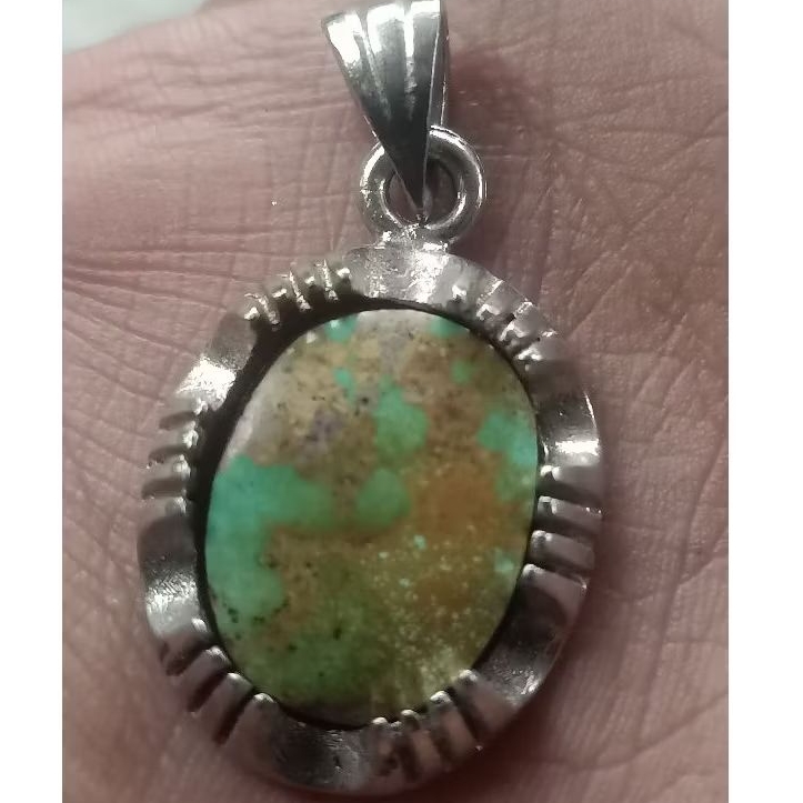 liontin batu natural pirus Persia