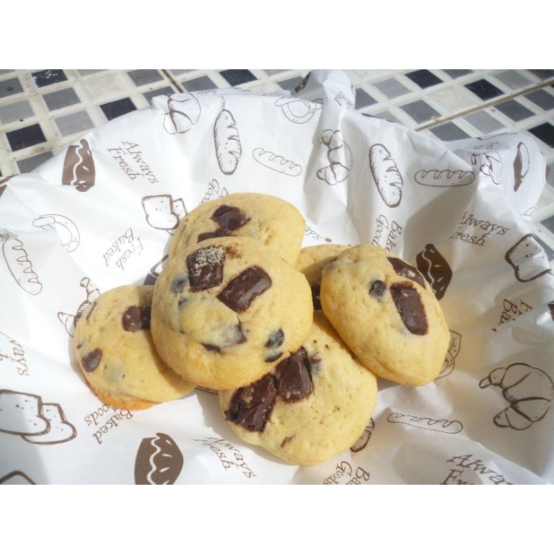

CHOCOOCHIPs cookiez //hardbaked & softbaked