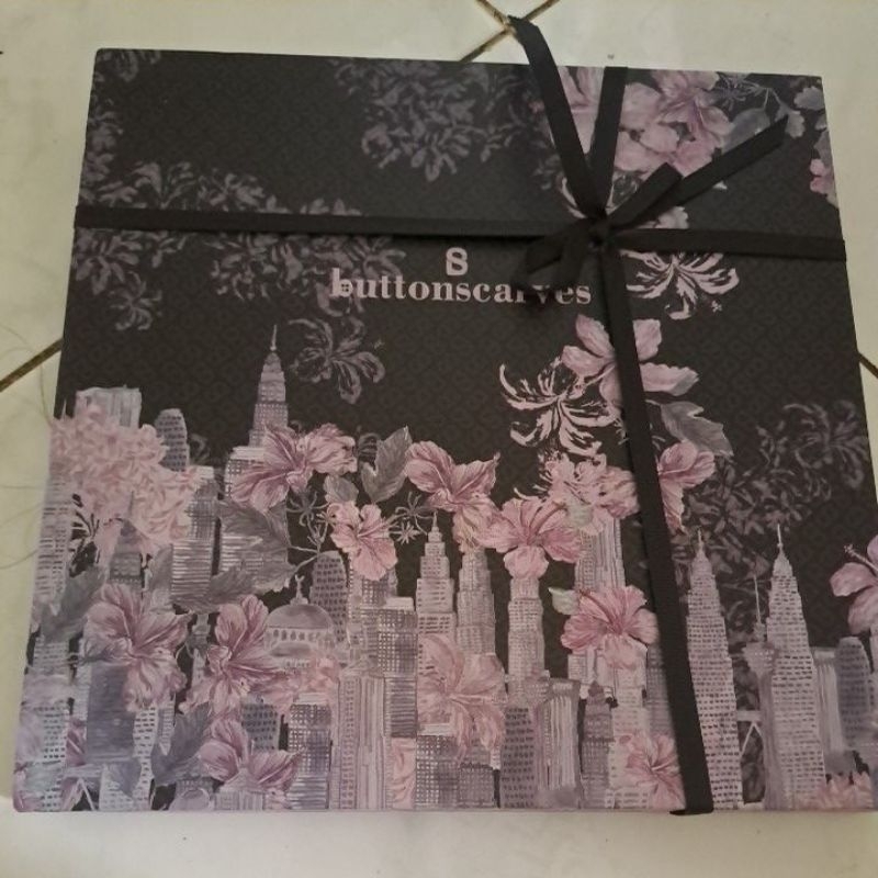 BUTTONSCARVES MALAYA BLACK