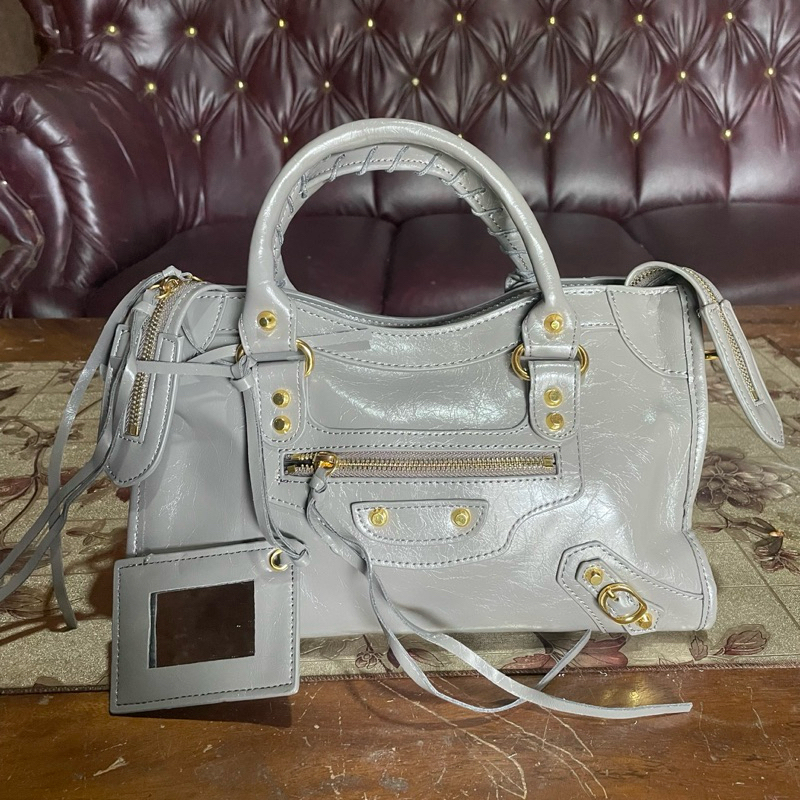 BALENCIAGA Grey Metallic Edge City (soldout)
