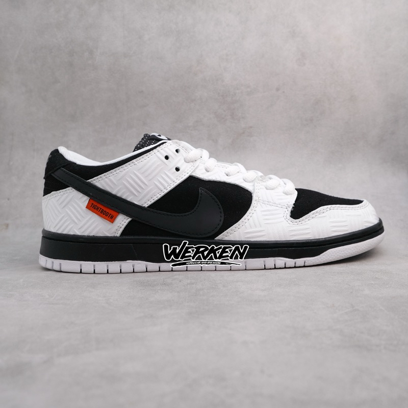 Nike SB Dunk Low Tightbooth