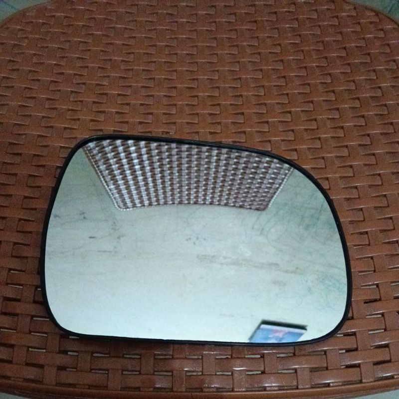 Kaca spion kaca cermin mobil Toyota Inova lama 2004-2012