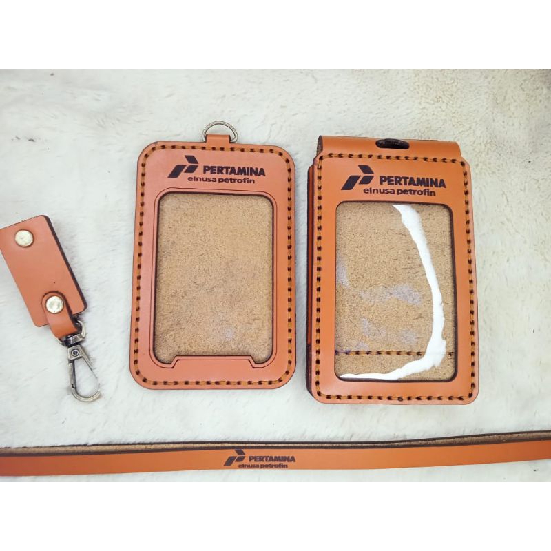 

ID CARD KULIT CUSTOM PERTAMINA/ELNUSA/DPC/PATRA