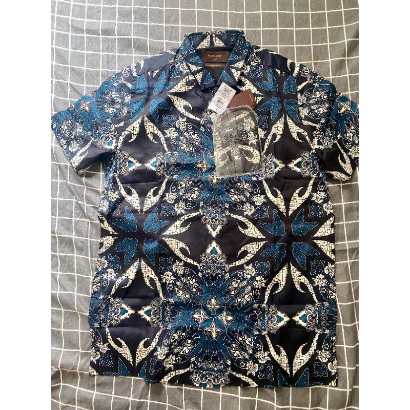 kemeja batik manzone