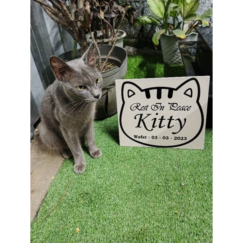 BATU NISAN HEWAN PELIHARAAN