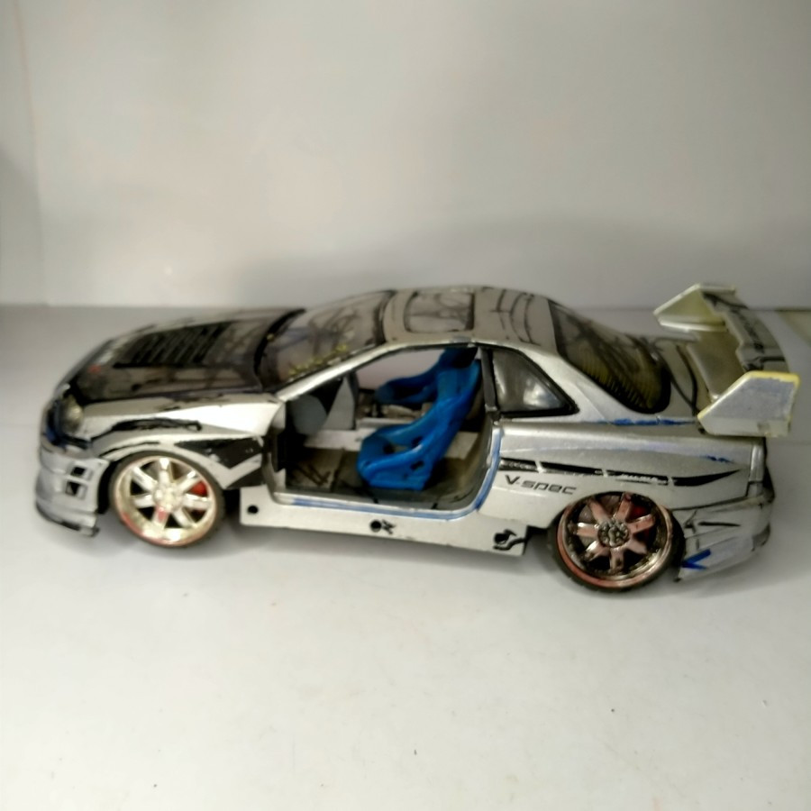 Diecast Kentoys Nissan Skyline Silver 1/24 Junk Loose Bahan