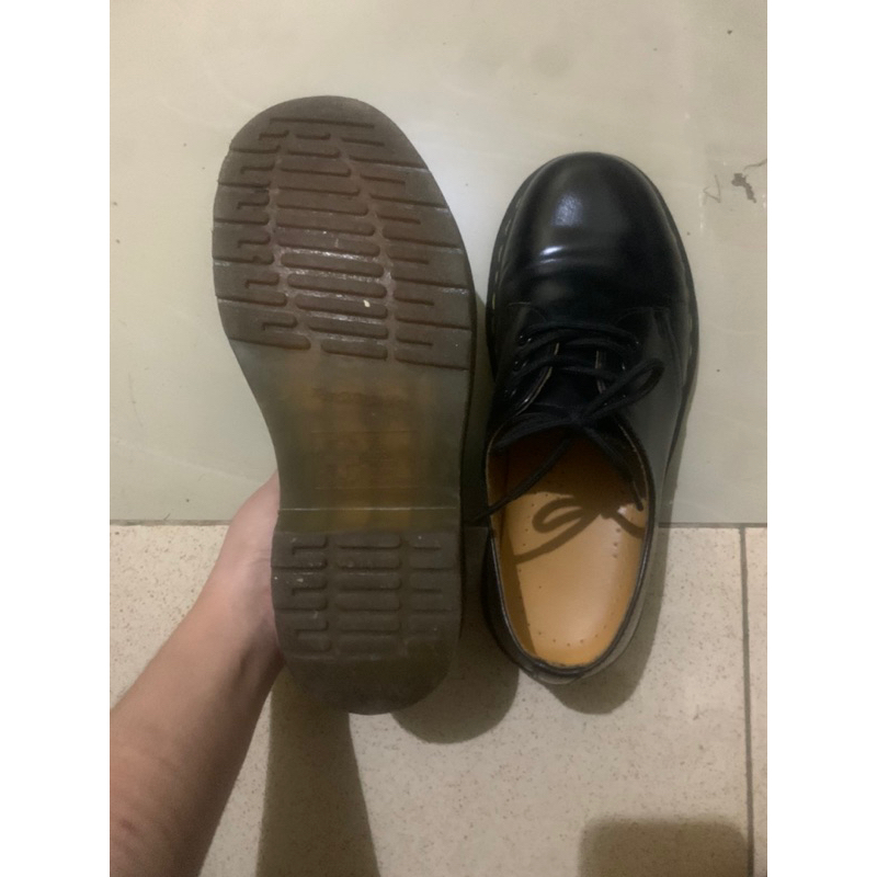 docmart dr.martens 1461 blacksmooth second bekas preloved