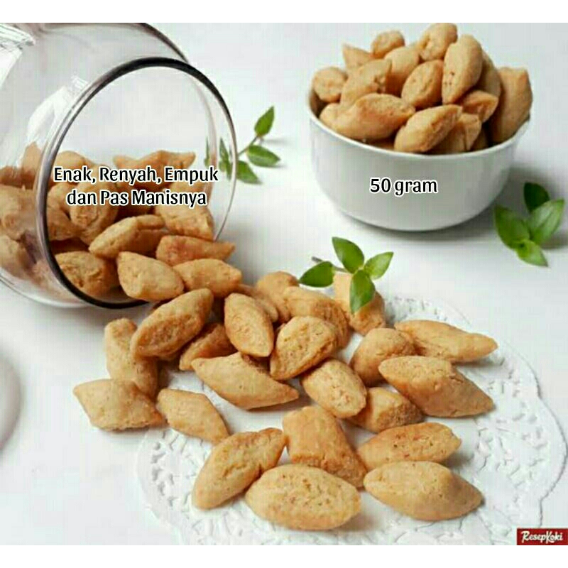 

Cemilan Snack Kue Biji Ketapang 50gram