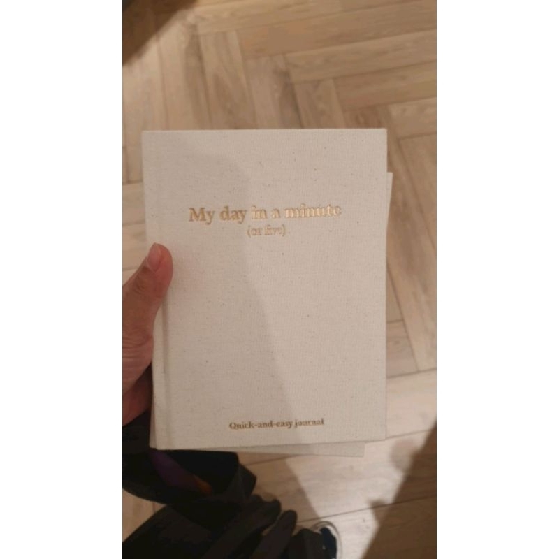 

jastip BOOK JURNAL MY DAY IN A MINUTE FLYING TIGER